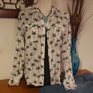 🖤American Eagle Outfitters Button-Up. Size S🌴🖤